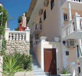 Apartments Spiko в Хваре