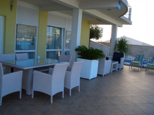 Apartments Tunjic 4* Хорватия, Трогир