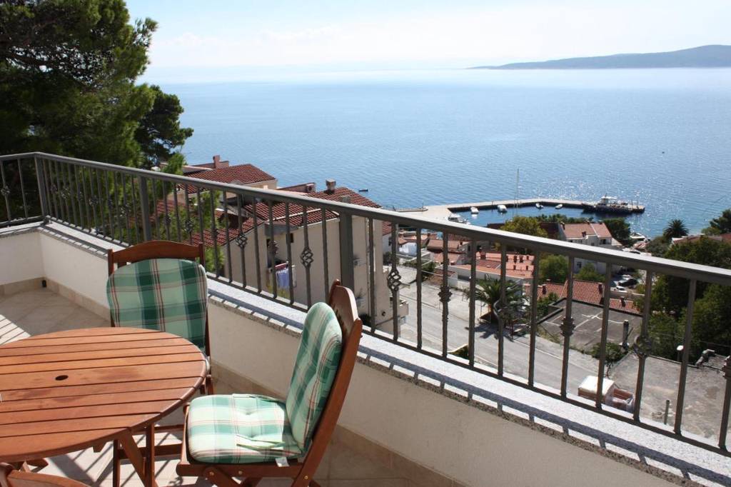 Apartments Katara  3*