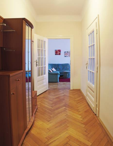 Apartmant 4 Roses  3*