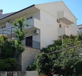 Apartments Zvjezdana в Хваре