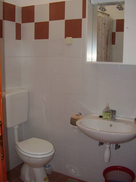 Apartments Nives  3*