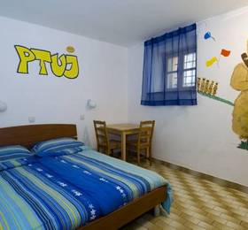 Alibi B14 Hostel  в Пиране