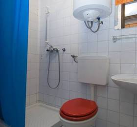 Alibi B14 Hostel  в Пиране