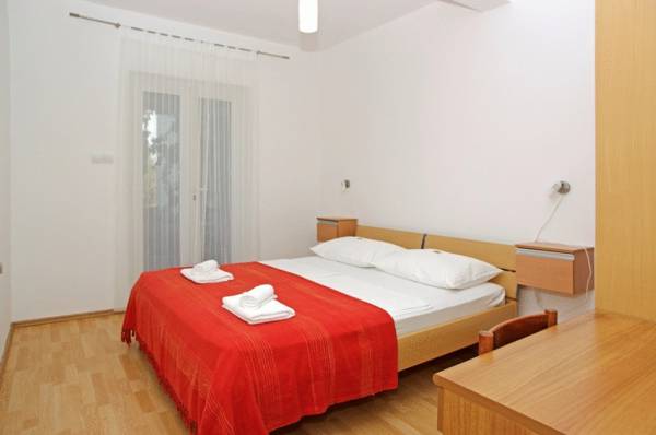 Adria Apartments 