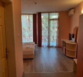 Copacabana Hotel в Равде