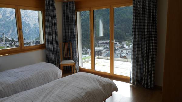 Apartment Jasmin  4* Швейцария, Саас-Фе