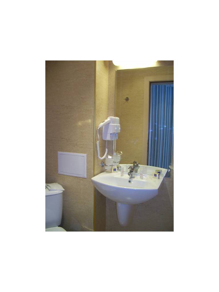 Sunny Bay Hotel 