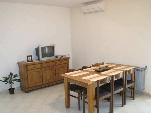 Apartments Mare 3*