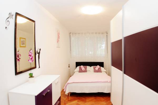 Apartments Ella 3* Хорватия, Сплит