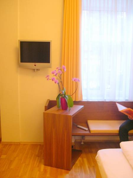 Hotel Jedermann 3*