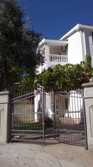 Rooms Jankovic  1* Черногория, Петровац