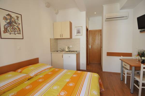 Studio Apartments Stradun