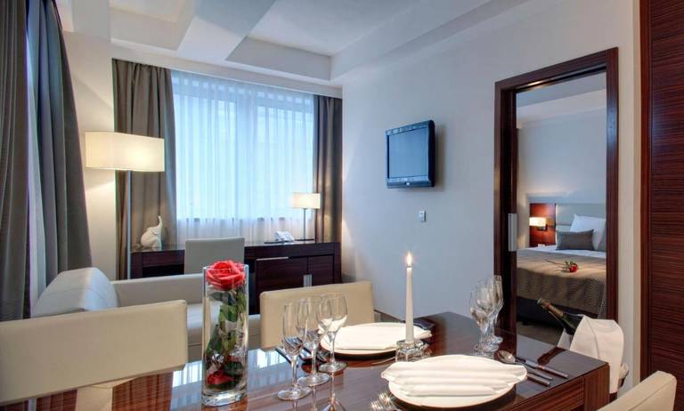 Hotel Aristos 