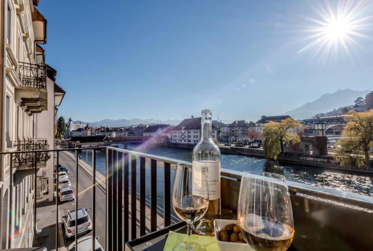 The Tourist City River Hotel Luzern