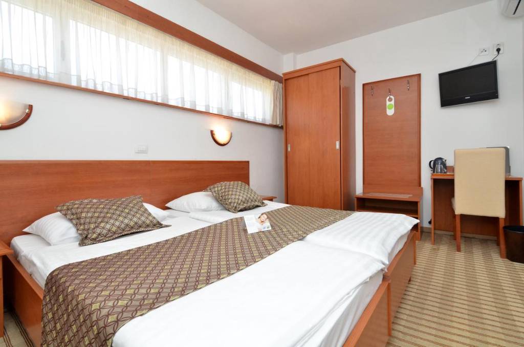 Neboder Hotel, Rijeka 3*