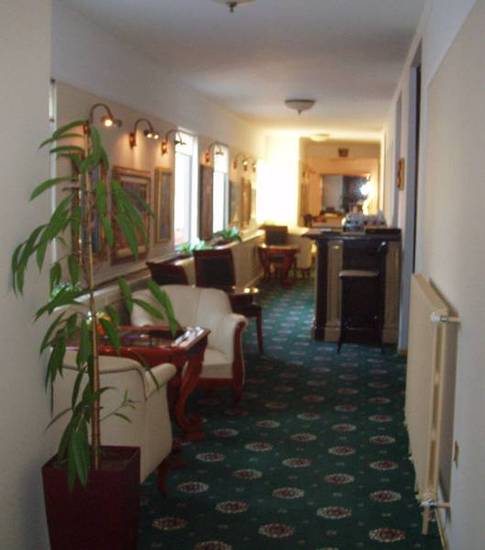 Rezime Crown  4* Сербия, Белград