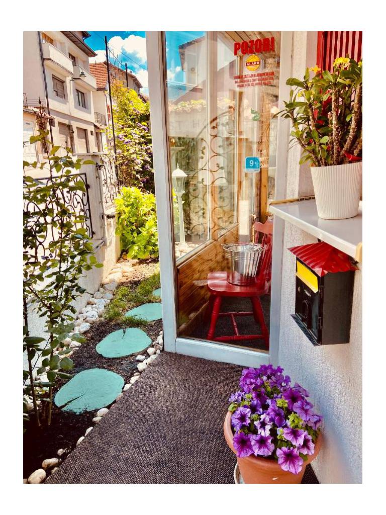 Halvat Hotel 