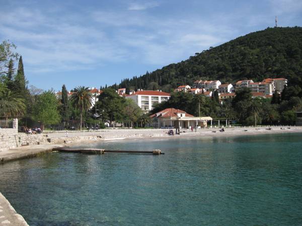 Dvori Lapad