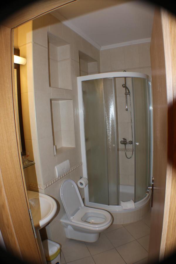 Villa Petra  3*