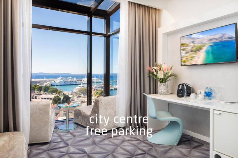Hotel Luxe 