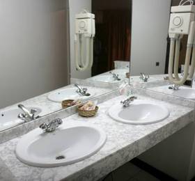 Hotel Pol  в Сант Джулиа де Лории