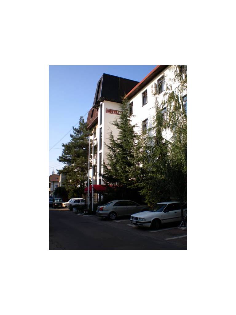 HOTEL N