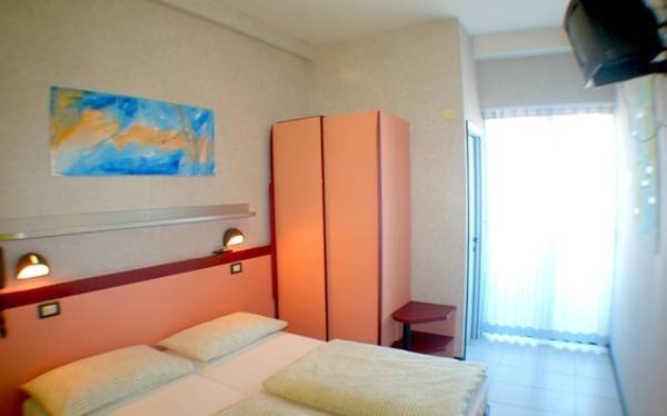 Hotel Elba - Young People Hotels 3* Италия, Римини