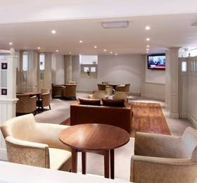 Mercure Swindon South Marston Hotel and Spa  в Суиндоне