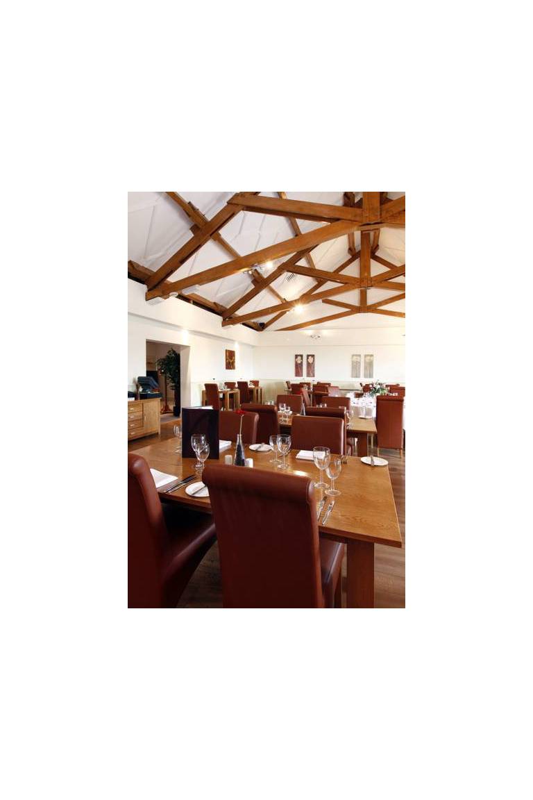 Mercure Swindon South Marston Hotel and Spa 