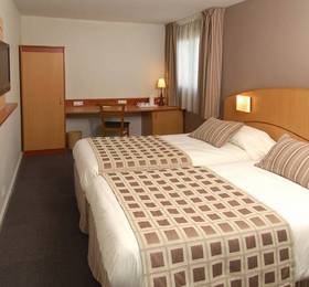 Kyriad Hotel Montpellier Centre Antigone  в Монпелье