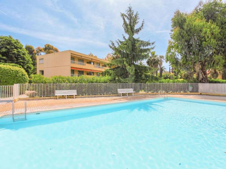 Apartment Res Les Eucalyptus 3 Antibes 