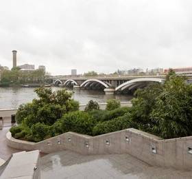 Chelsea Bridge Wharf by onefinestay  в Лондоне
