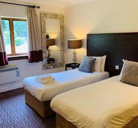 Mercure Telford Madeley Court Hotel  в Телфорде
