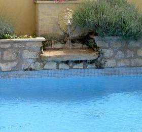 Туры в Logis Auberge du Mas de la Feniere  в Франции