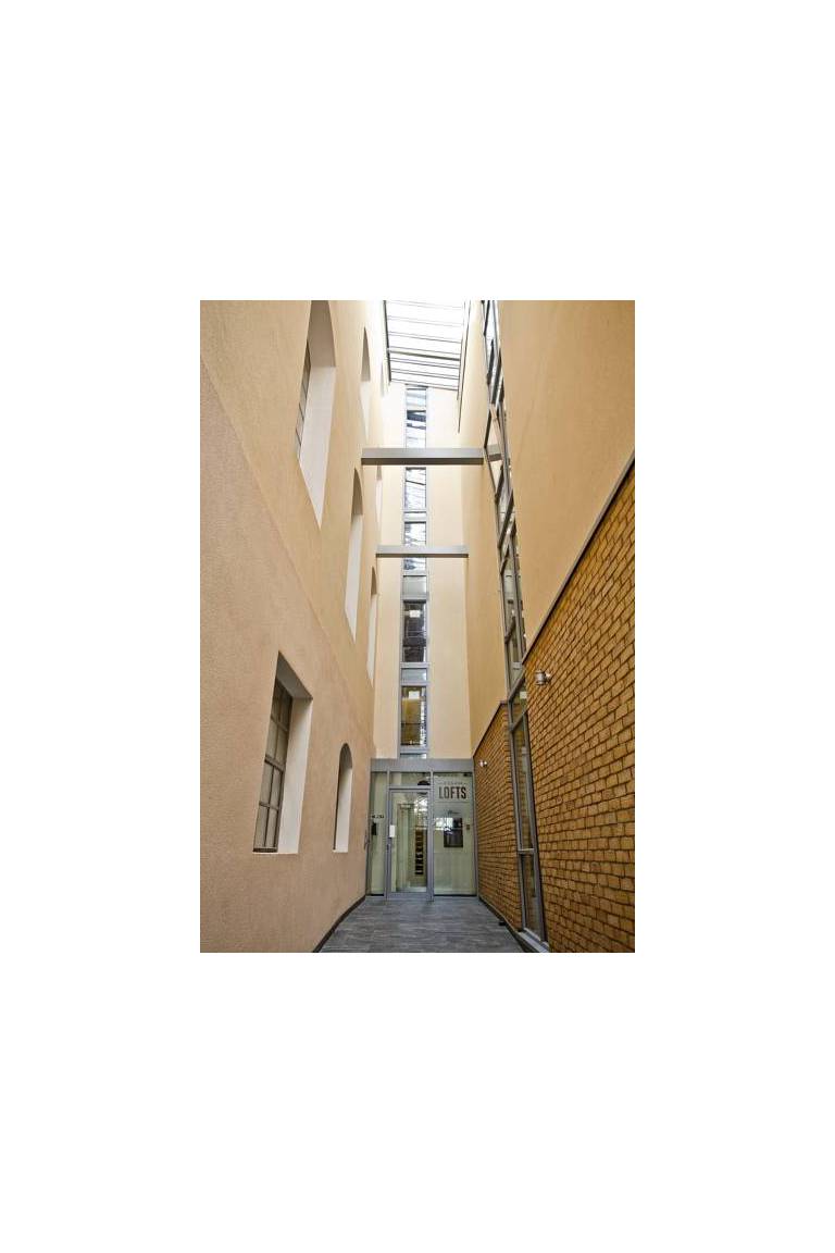 Go Native Aldgate East Apartments 