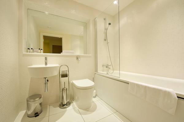 Go Native Canary Wharf Apartments  3* Великобритания, Лондон