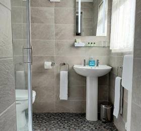 Harmony Hotel Guest Accommodation  в Торки