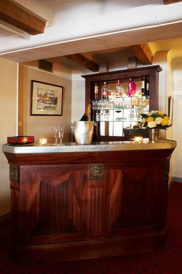 Inter Hotel Rome et Saint Pierre  3* Франция, Марсель