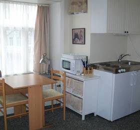 Three Sisters Studio Apartments в Рейкьявике