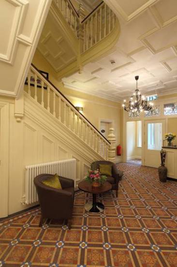 Chalfield Manor Boutique Hotel  4* Великобритания, Борнмут
