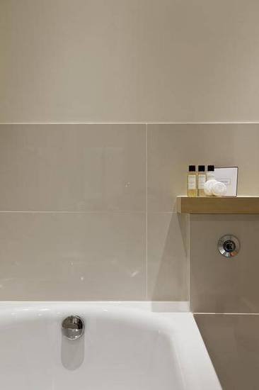 Augustus Court by onefinestay  4* Великобритания, Лондон