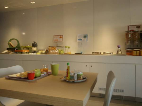 ibis Styles Nimes Gare Centre 3* Франция, Лан