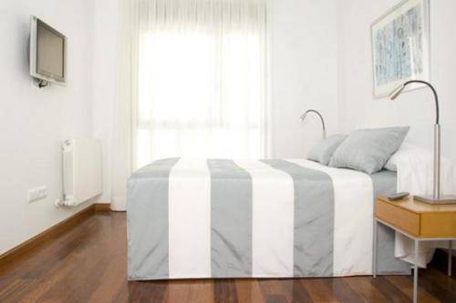 Apartamentos Sabinas El Pilar Испания, Сарагоса