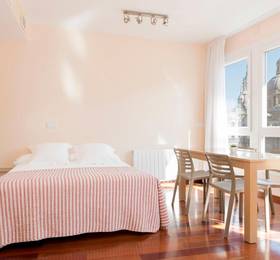 Apartamentos Sabinas El Pilar в Сарагосе