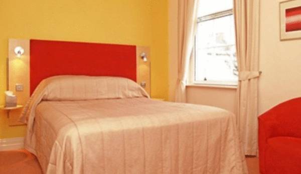 Berkeley Square Classic Hotel 