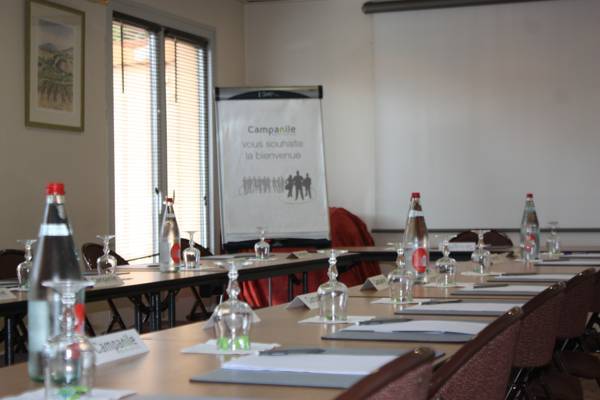 Campanile Reims Sud - Bezannes 3* Франция, Реймс