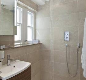 Warwick Square by onefinestay  в Лондоне