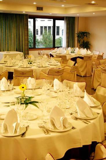 Tryp Vigo Los Galeones Hotel  4* Испания, Виго