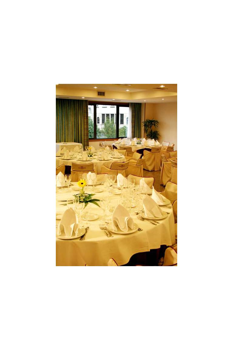 Tryp Vigo Los Galeones Hotel 